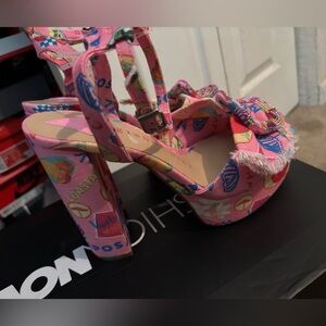 Gianni Bini Pink Patterned Heels